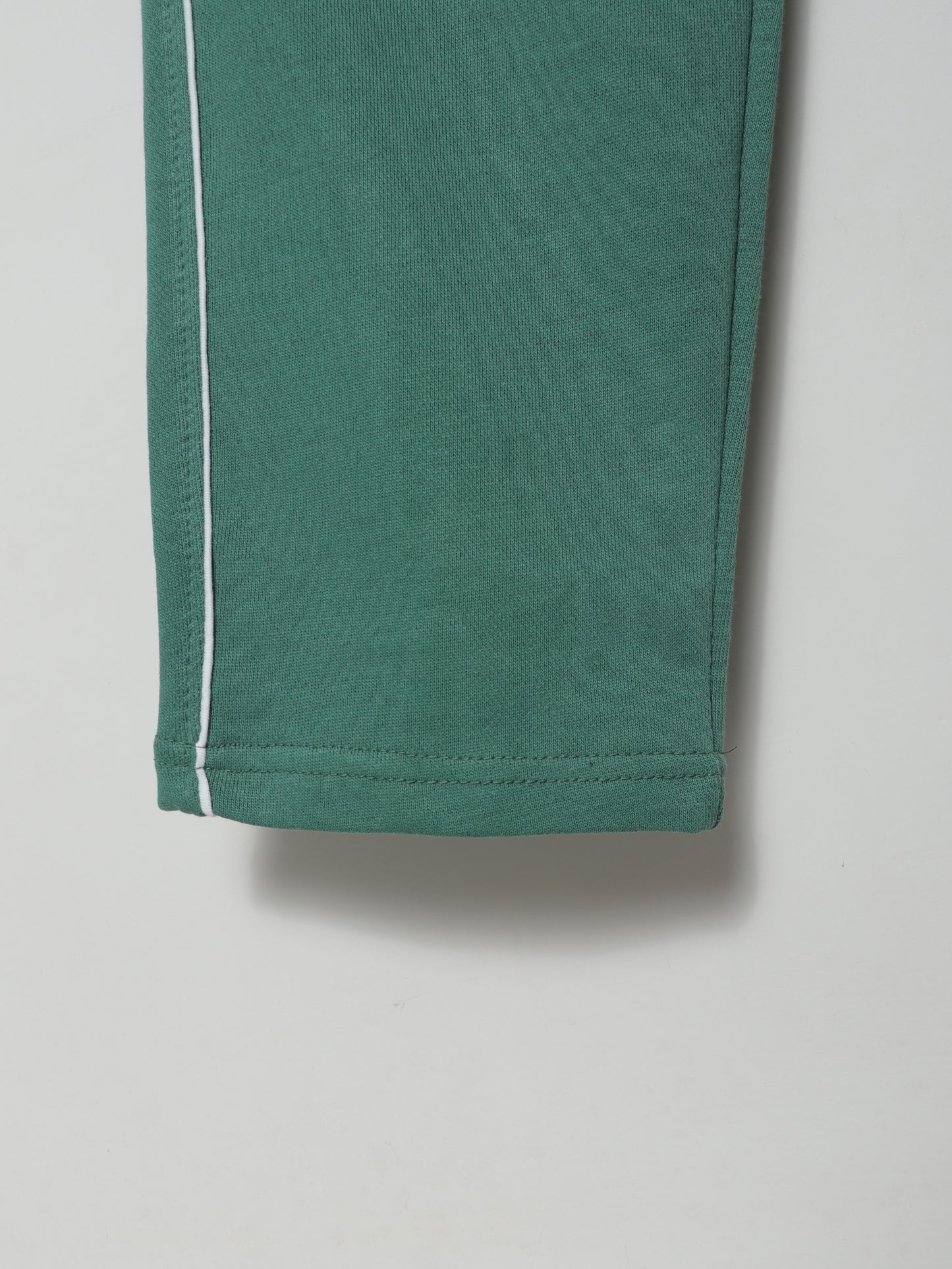 TR328-P- LCSTE 100% COTTON TERRY PIPING 3 POCKET TROUSER "LEAF GREEN"