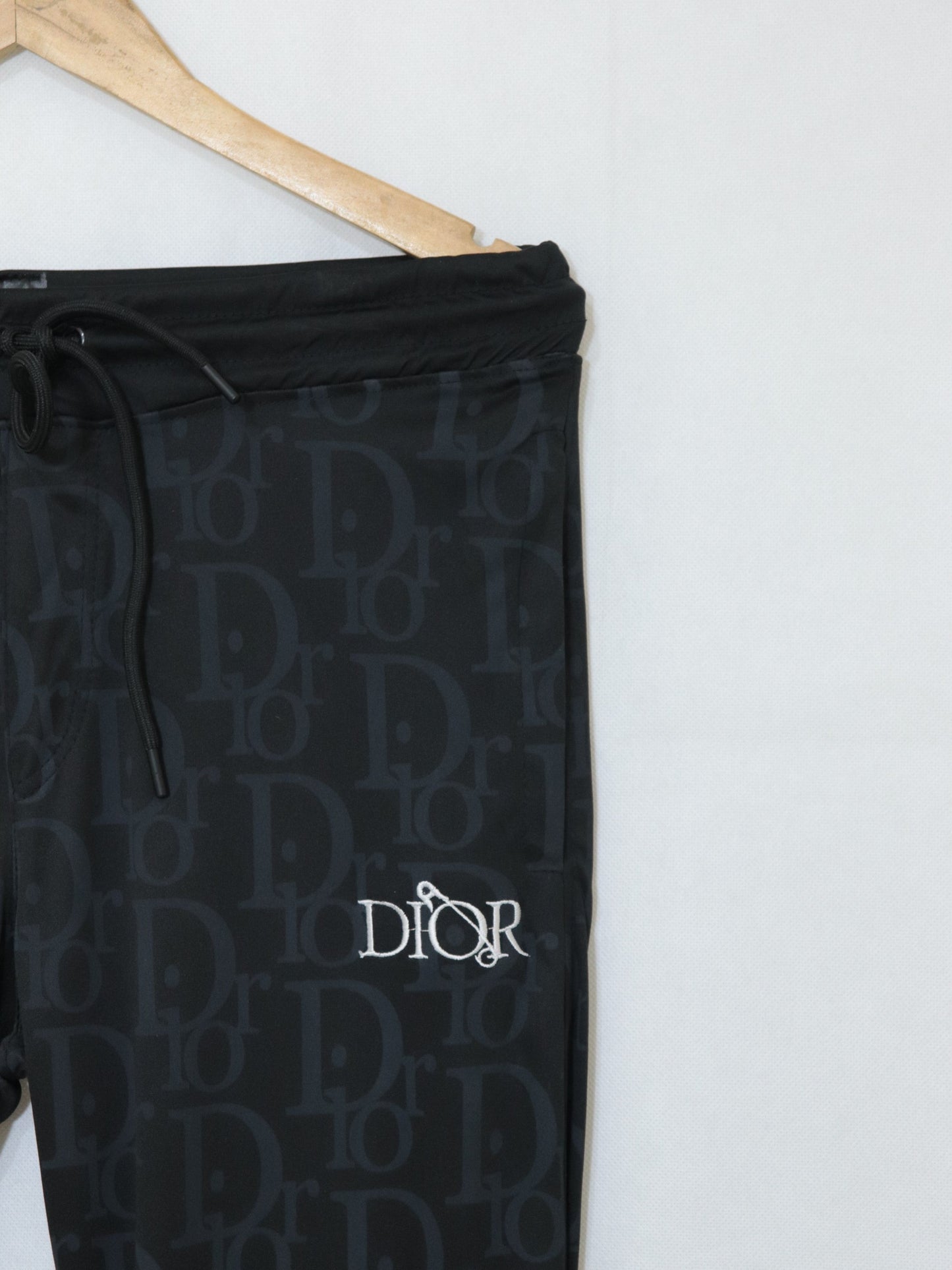 TR311- DOR DRI-FIT ZIPPED POCKET TROUSER "BLACK"