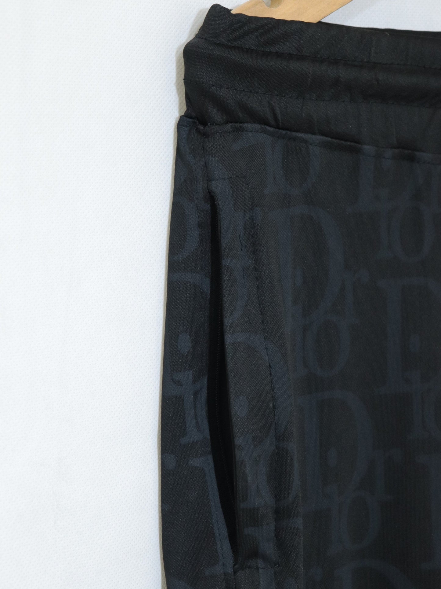 TR311- DOR DRI-FIT ZIPPED POCKET TROUSER "BLACK"