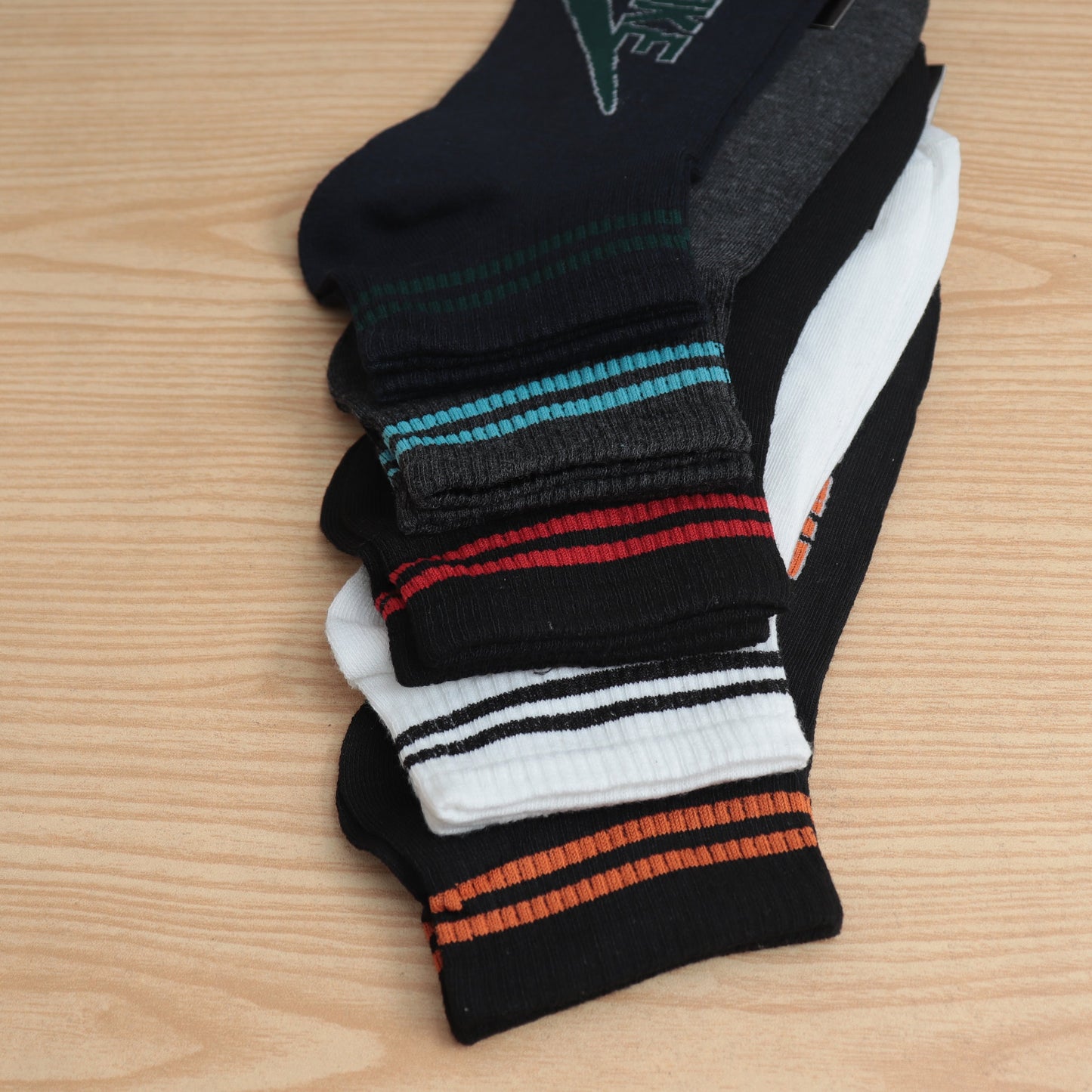 SKS074-NKE BRAND NAME&LOGO IMPORTED ANKLE SOCKS